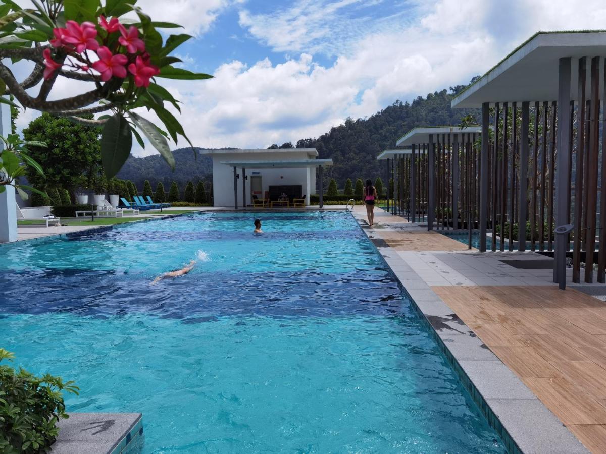 Windmill Upon Hills Luxurious Sky Villa 360 Sky Pool Heated Pool Mountainous Genting View Genting Highland By Heritage Genting Highlands Buitenkant foto